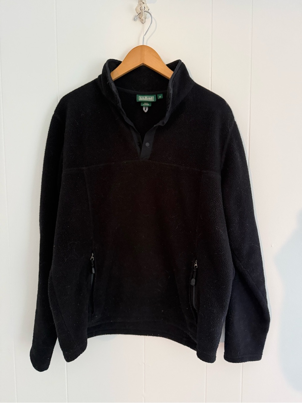 L.L. Bean Men's Black Zip Fleece Pullover